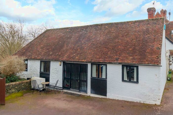 1 Bedroom Apartment To Rent In The Coach House, Caring Road, Leeds, Maidstone, ME17