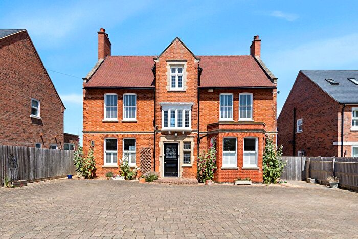 7 Bedroom Detached House For Sale In Grange Road, Geddington, NN14
