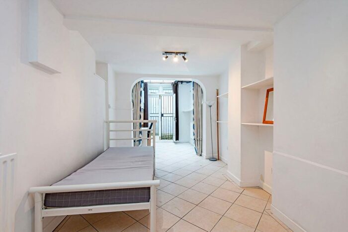 2 Bedroom Flat To Rent In Marchmont Street, Bloomsbury, WC1N