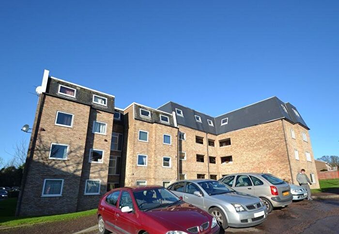 1 Bedroom Flat To Rent In Ware, SG12