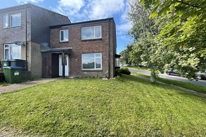 3 Bedroom House To Rent In Raymond Close, Seaford, BN25