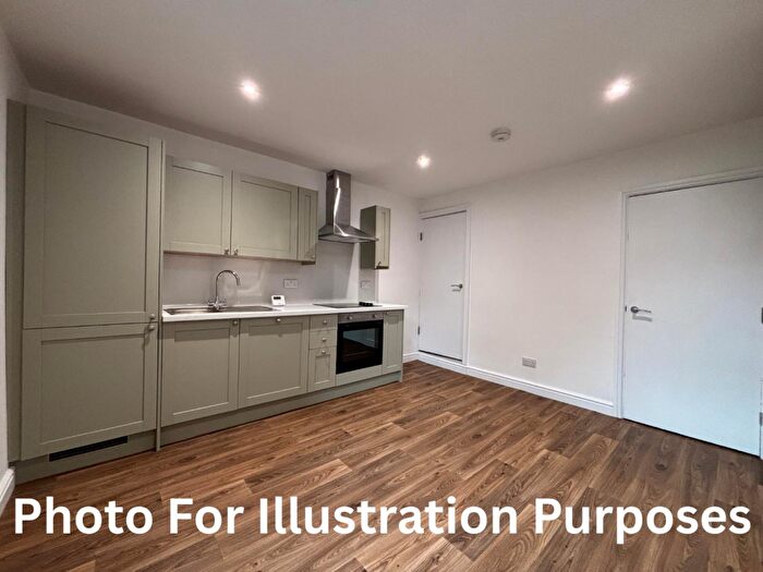 2 Bedroom House To Rent In Langdale Road, Sheffield, S8