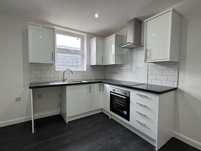 3 Bedroom Flat To Rent In London Road North, Lowestoft, NR32
