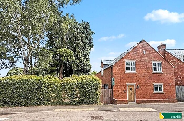 4 Bedroom Detached House For Sale In Kimbell Lane, Spratton, Northampton, NN6