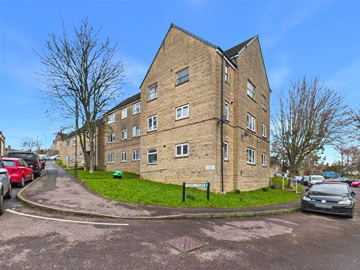 2 Bedroom Flat For Sale In Acre Street, Stroud, Gloucester, Glos, GL5