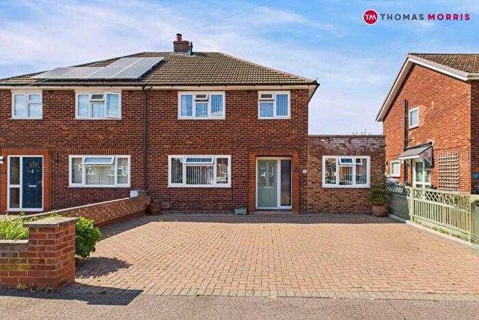 3 Bedroom Semi-Detached House For Sale In Boddington Gardens, Biggleswade, Bedfordshire, SG18