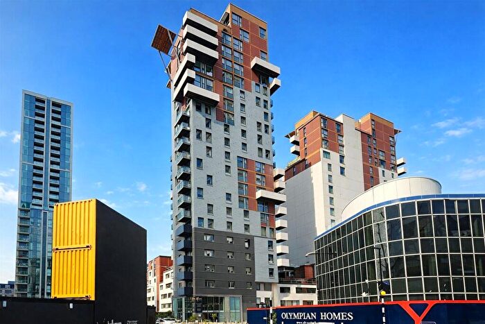 2 Bedroom Penthouse For Sale In Phoenix Heights East, Mastmaker Road, London, E14