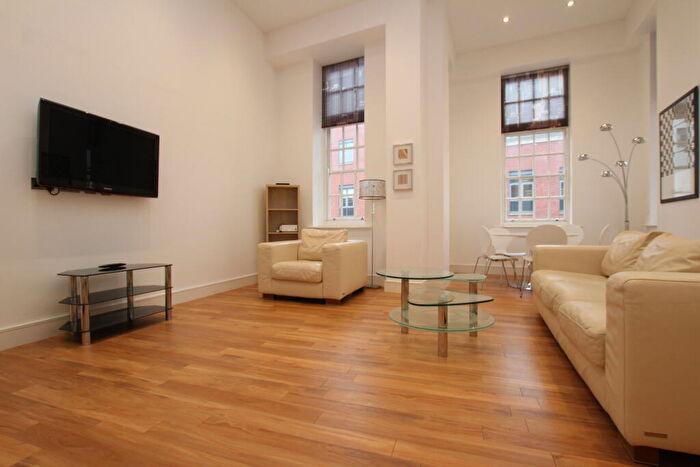 2 Bedroom Apartment To Rent In The Ropewalk, NG1