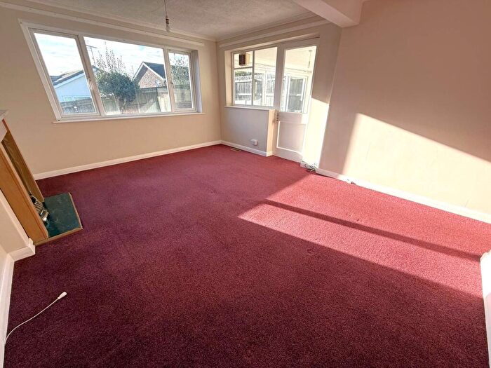 2 Bedroom Bungalow For Sale In Linden Close, Exmouth, EX8