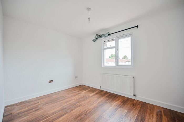 6 Bedroom Semi-Detached House To Rent In Rivulet Road, London, Tottenham, London, N17