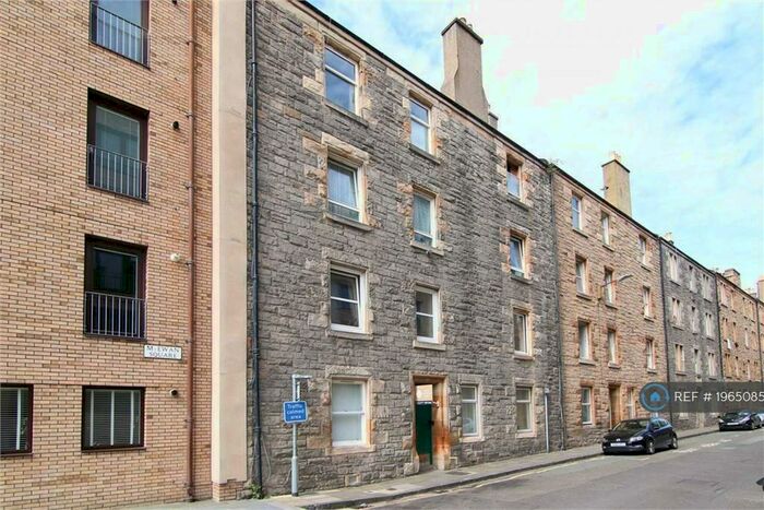 2 Bedroom Flat To Rent In Upper Grove Place, Edinburgh, EH3