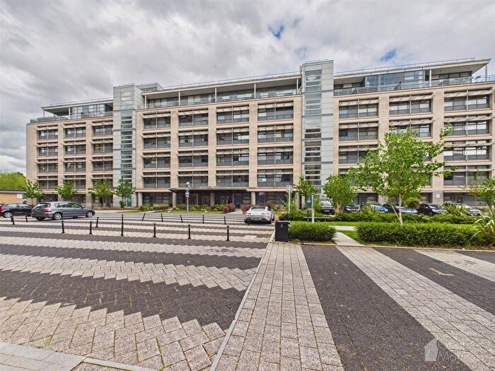 1 Bedroom Flat For Sale In Edinburgh Gate, Harlow, CM20