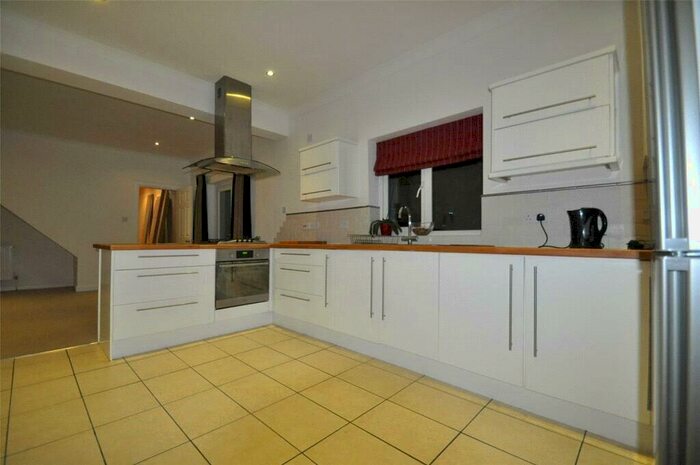 6 Bedroom House To Rent In Chester Road East, Shotton, CH5