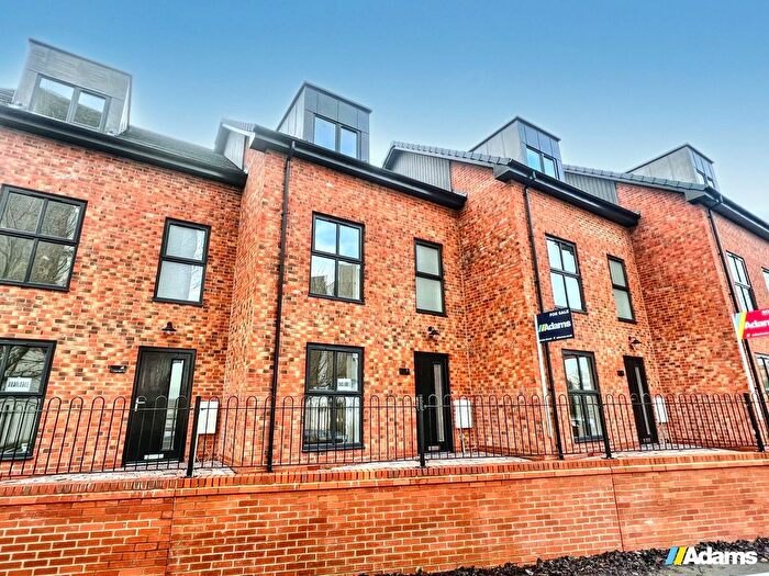 3 Bedroom Town House For Sale In Charles Terrace, Runcorn, WA7