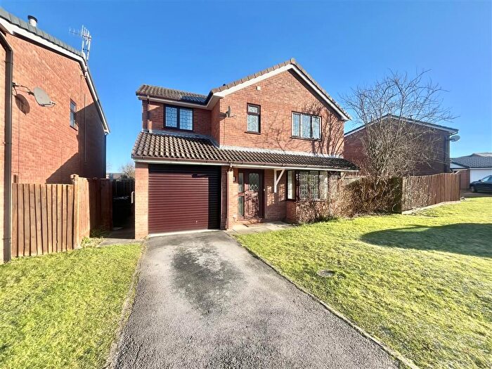 4 Bedroom Property To Rent In Hatfield Drive, West Bridgford, Nottingham, NG2