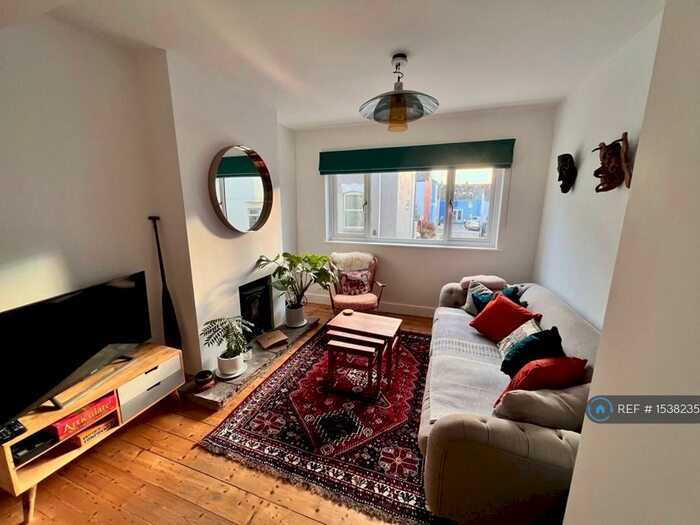 2 Bedroom Terraced House To Rent In Rochester Street, Brighton, BN2