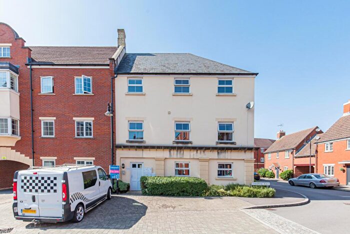 1 Bedroom Apartment For Sale In Zakopane Road, Swindon, Wiltshire, SN25