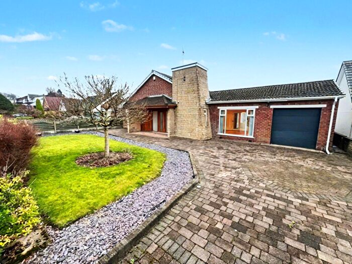 3 Bedroom Bungalow For Sale In Tandle Hill Road, Royton, Oldham, Greater Manchester, OL2