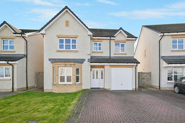 4 Bedroom Town House For Sale In Muirhead Crescent, Bo'ness, EH51