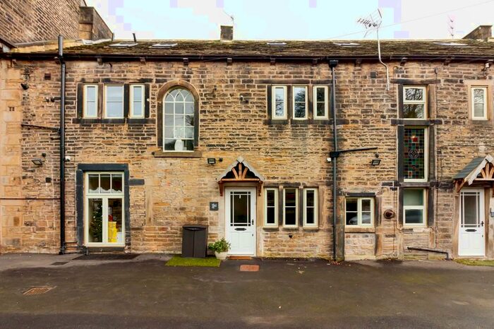 3 Bedroom Cottage To Rent In Huddersfield Road, Holmfirth, HD9