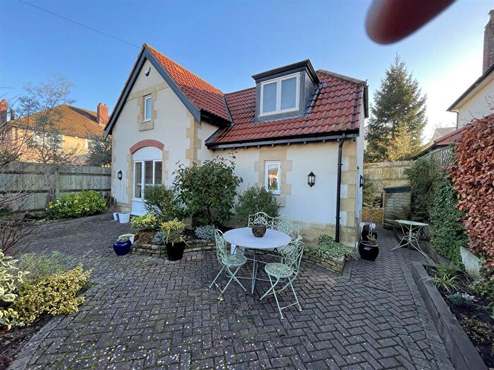 2 Bedroom Detached House To Rent In Ormerod Road Stoke Bishop Bristol, BS9