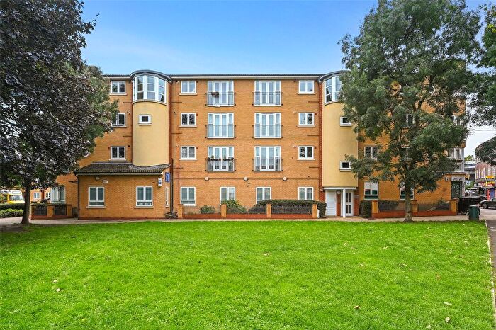 1 Bedroom Flat For Sale In Eastway, Hackney, London, E9