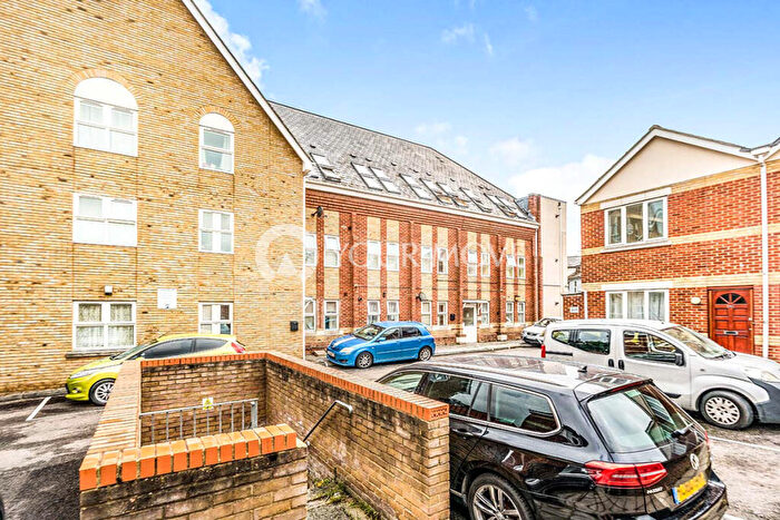 1 Bedroom Flat To Rent In Trafalgar Street, Gillingham, Kent, ME7