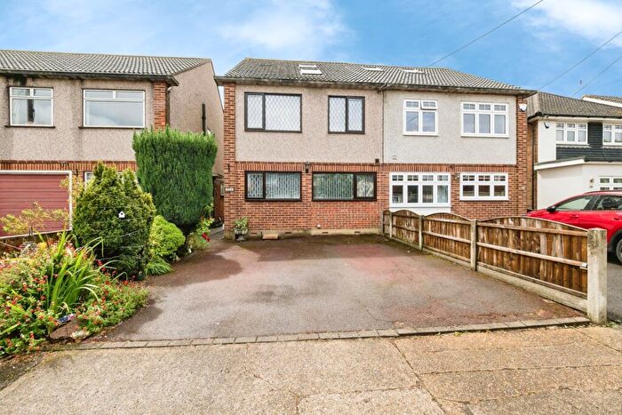 4 Bedroom Semi Detached House For Sale In Acacia Gardens, Upminster, RM14