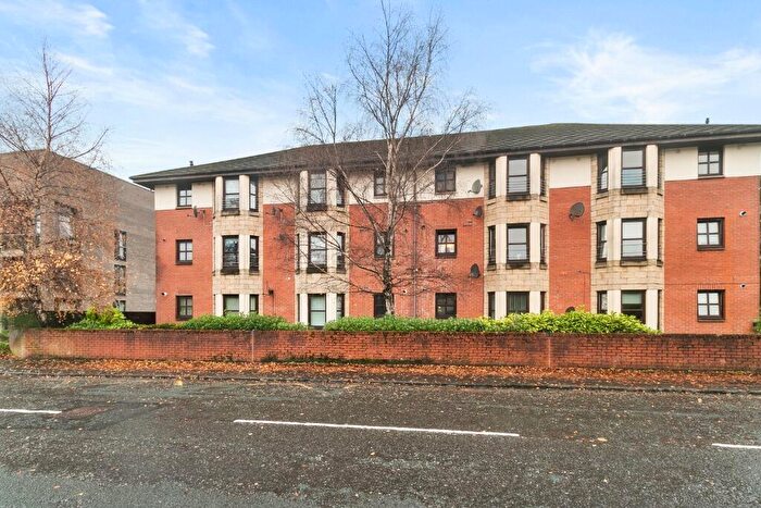 2 Bedroom Flat To Rent In Main Street, Bonhill, West Dunbartonshire, G83