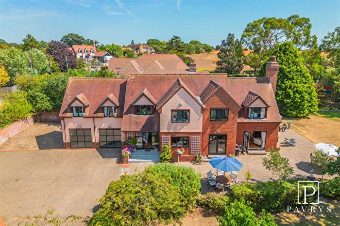 5 Bedroom Detached House For Sale In Little Clacton Road, Great Holland, Frinton-On-Sea, CO13