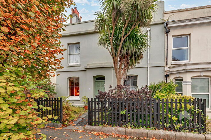 1 Bedroom Apartment For Sale In Haddington Road, Stoke, Plymouth, PL2