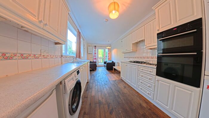 6 Bedroom Property To Rent In Brading Road, Brighton, BN2