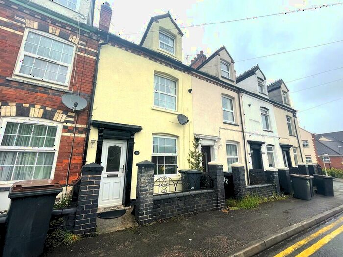 3 Bedroom Terraced House To Rent In Chapel Street, Bedworth, CV12