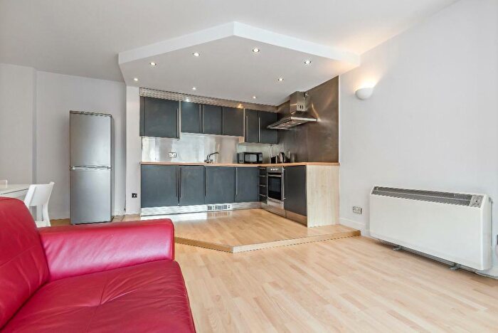 2 Bedroom Flat To Rent In Park Row, Leeds, LS1