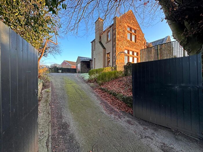 4 Bedroom Detached House For Sale In Warwick Bridge, Carlisle, CA4