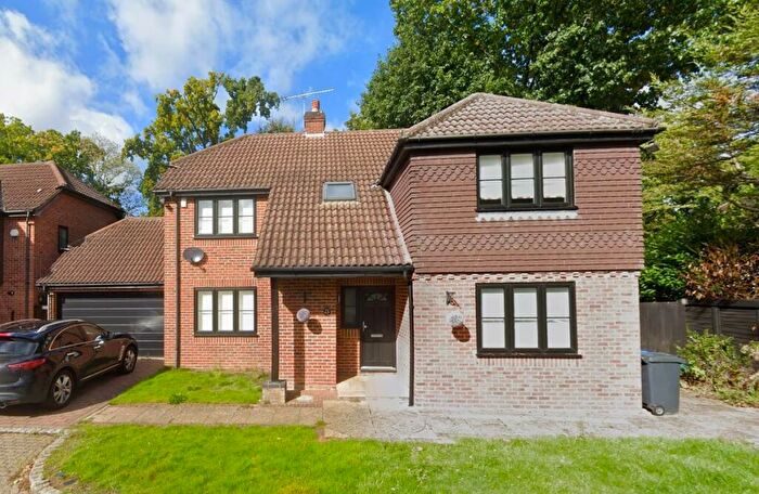 5 Bedroom Detached House To Rent In Napier Drive, Camberley, GU15