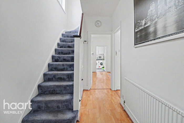 4 Bedroom Semi-Detached House For Sale In Sudbury, HA0
