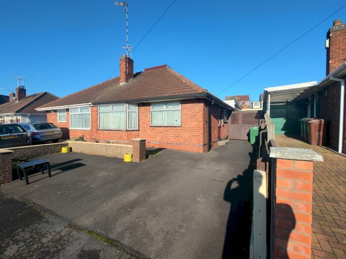 3 Bedroom Bungalow To Rent In Rutland Drive, Thurmaston, LE4