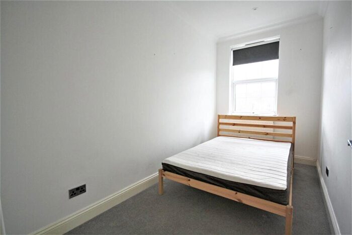 2 Bedroom Apartment To Rent In Richmond Place, Brighton, BN2