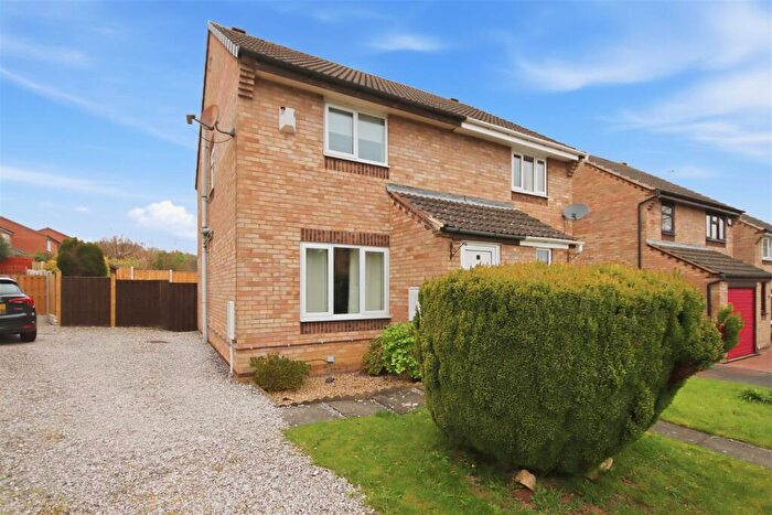 2 Bedroom Semi Detached House For Sale In Easedale Close, Holme Hall, Chesterfield, S40