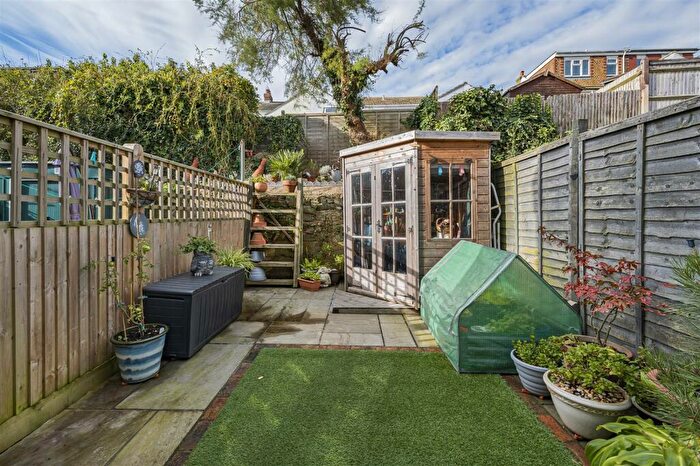 3 Bedroom Terraced House For Sale In Brooklyn Road, Seaford, BN25