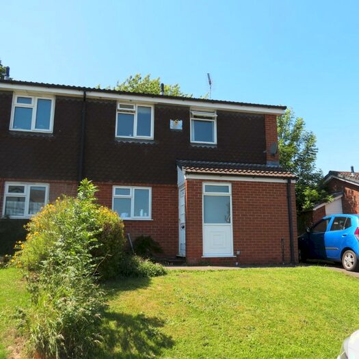 2 Bedroom Semi-Detached House To Rent In Leighton Road, Uttoxeter, Staffordshire, ST14