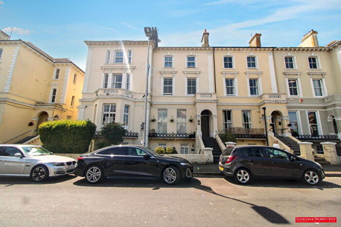 4 Bedroom Apartment For Sale In Hyde Gardens, Eastbourne, BN21