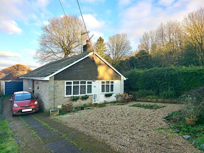 3 Bedroom Detached Bungalow For Sale In Newnham Lane, Newnham, ME9