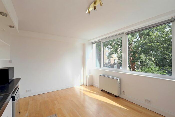 1 Bedroom Flat To Rent In Kersfield Road, London, SW15