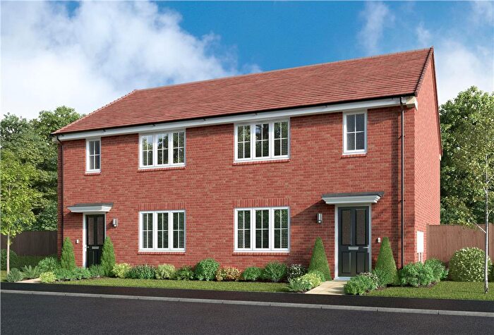 3 Bedroom Semi-Detached House For Sale In Mill Chase Road, Bordon, Hampshire, GU35