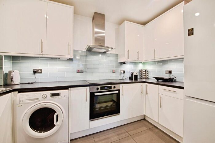 2 Bedroom Flat For Sale In Grant Road, Harrow, HA3