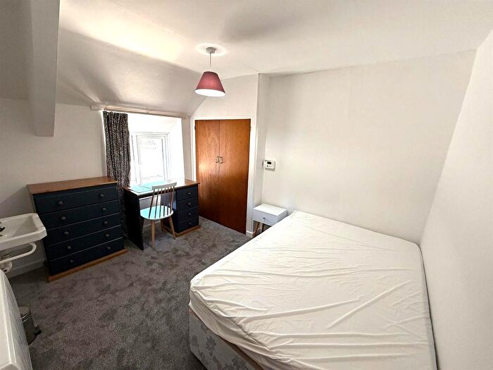 2 Bedroom Flat To Rent In Chalybeate Street, Aberystwyth, SY23