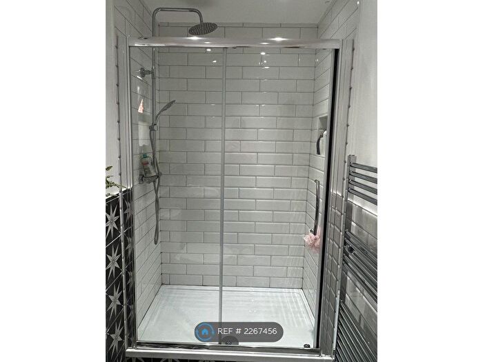 1 Bedroom Flat To Rent In Maple Road, London, SE20