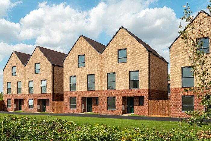 4 Bedroom Semi Detached House For Sale In "Ripton With Studio" At Worts Causeway, Cambridge, CB1